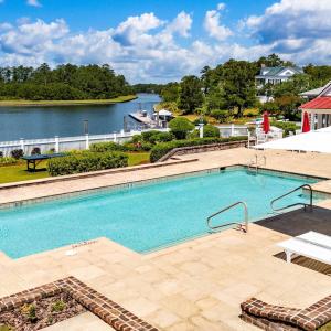019_Pool Area