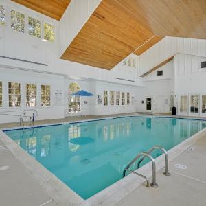 Grand Manor Clubhouse