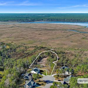 Marsh Front Property in Country Club Run