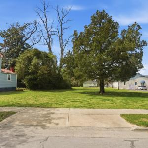 821 West Street, New Bern, NC 28560