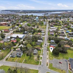 821 West Street, New Bern, NC 28560
