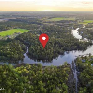 2_gradient professional linkedin profile