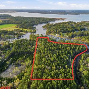 3_gradient professional linkedin profile