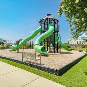 Cannonsgate playground