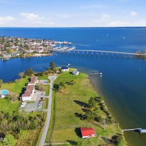 8044 Treasure Drive, Oriental, NC 28571