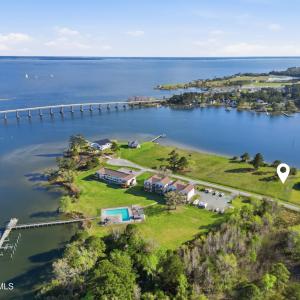 8044 Treasure Drive, Oriental, NC 28571