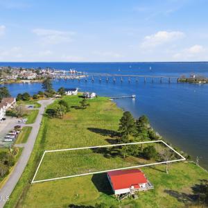 8044 Treasure Drive, Oriental, NC 28571