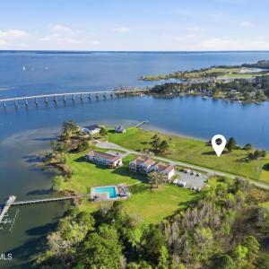 8046 Treasure Drive, Oriental