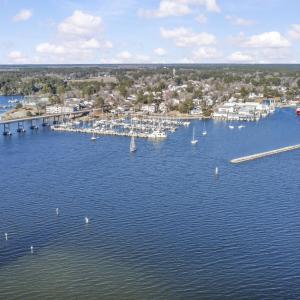 8046 Treasure Drive, Oriental