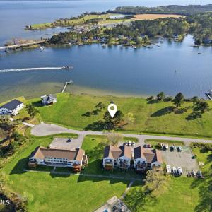 8050 Treasure Drive, Oriental, NC 28571