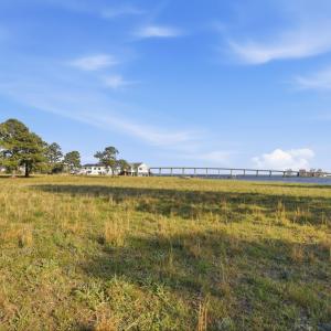 8050 Treasure Drive, Oriental, NC 28571