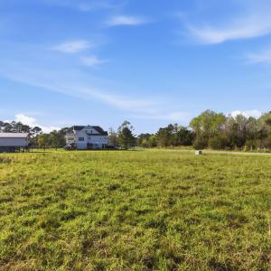 8050 Treasure Drive, Oriental, NC 28571