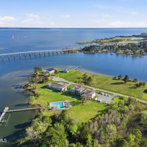 8054 Treasure Drive, Oriental, NC 28571