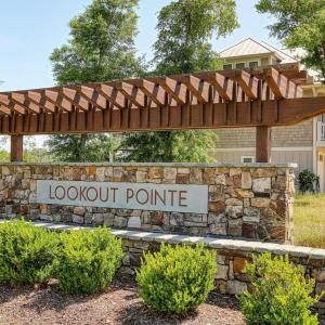 Lookout Pointe