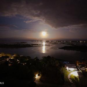 030_8612_bald_eagle_lane_full_moon-7_87