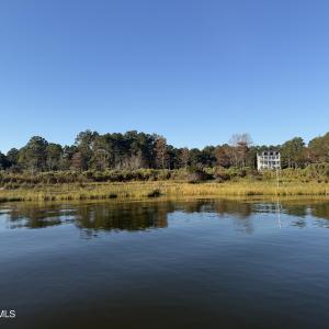 Waterfront Lot in Neuse Point East-16