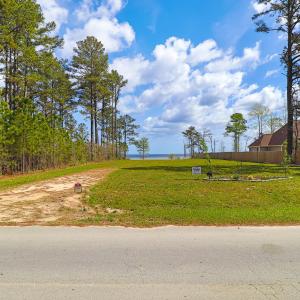 Waterfront Lot in Neuse Point East