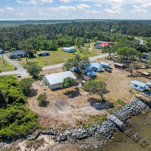 2472 Cedar Island Rd