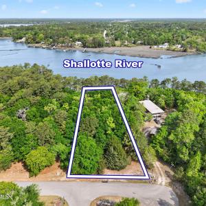 1803 Harbour Edge Ln SW