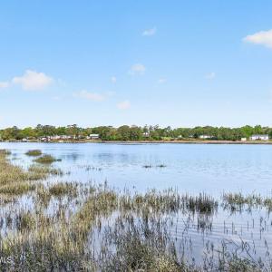 1803 Harbour Edge Ln SW