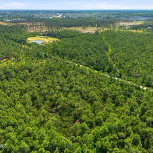 11_7604plantationrd-00011