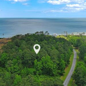 Vacant lot in Sandy Point
