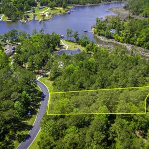 272 Southern Plantation Drive S