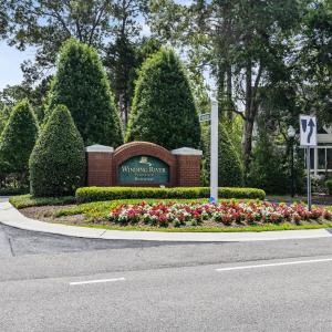 1_community sign