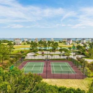 Tennis Courts