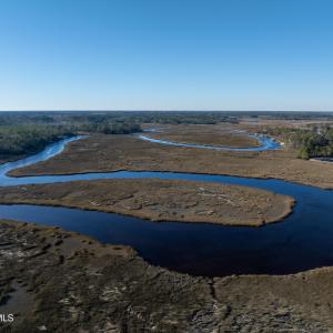 Winding River Amenities MLS-17