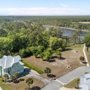 Photo #1 of 111 Key West, Newport, NC 1.5 acres