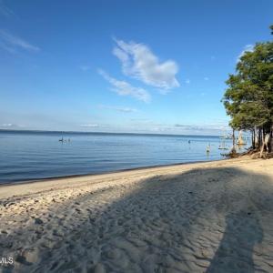 Photo #5 of 516 Neuse Harbour, New Bern, NC 1.7 acres