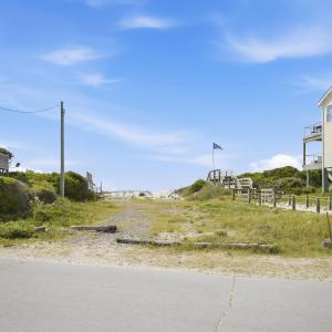 Photo #5 of 522 Shore, Surf City, NC 0.2 acres