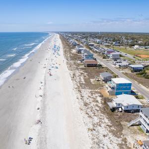 Photo #9 of 4919 Beach, Oak Island, NC 0.4 acres