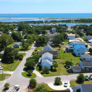 Photo #10 of 213 Elm, Beaufort, NC 0.1 acres