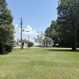 Photo #1 of Near 2072 Waccamaw Shores, Lake Waccamaw, NC 0.4 acres