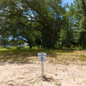 Photo #3 of 126 Wayfinder, Hampstead, NC 0.3 acres