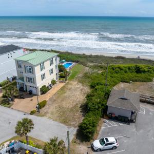 Photo #1 of 111 Ocean Shore, Pine Knoll Shores, NC 0.2 acres