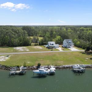 Photo #4 of 110 Waterway, Beaufort, NC 0.7 acres