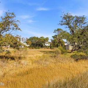 Photo #5 of 1408 Marsh Cove, Wilmington, NC 0.7 acres