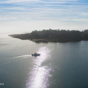 Photo #14 of 1408 Marsh Cove, Wilmington, NC 0.7 acres