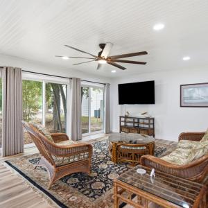 Photo #9 of 206 Oak Island, Oak Island, NC 0.2 acres