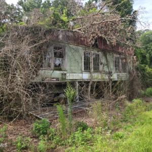 Photo #3 of 1209 Brices Creek, New Bern, NC 1.8 acres