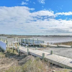 082-Final Lake Pointe Dr GIS Lot 2170011