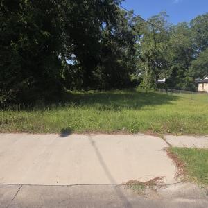 Photo #3 of 7th, Washington, NC 0.2 acres