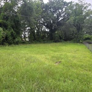 Photo #2 of 7th, Washington, NC 0.2 acres