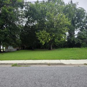 Photo #1 of 420 Respess, Washington, NC 0.1 acres