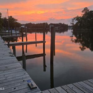 Photo #5 of 712 Orient, Oriental, NC 0.5 acres