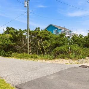 Photo #1 of 612 Anderson, Topsail Beach, NC 0.1 acres