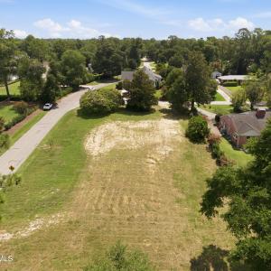 Photo #4 of 1702 Fairway, Wilmington, NC 0.5 acres